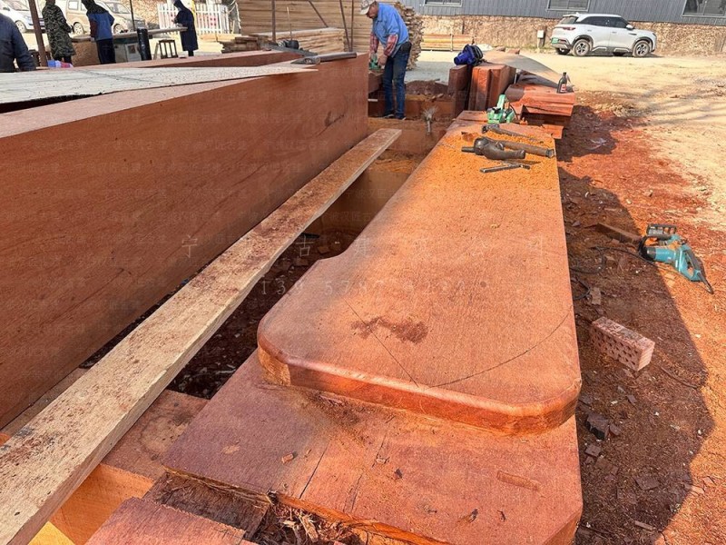 湖北古建公司，匠心筑夢(mèng)松滋，精心雕琢寺院設(shè)計(jì)施工細(xì)節(jié)